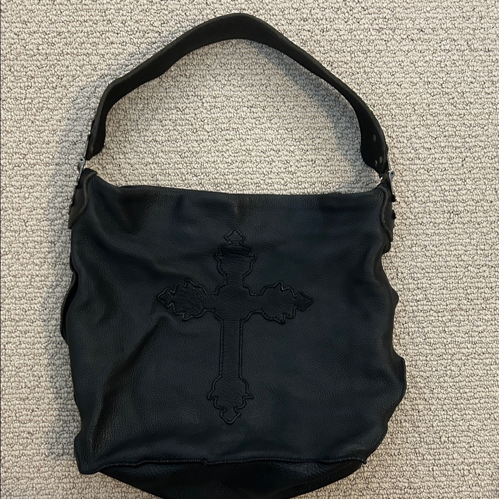 Tylie Malibu Leather Bag